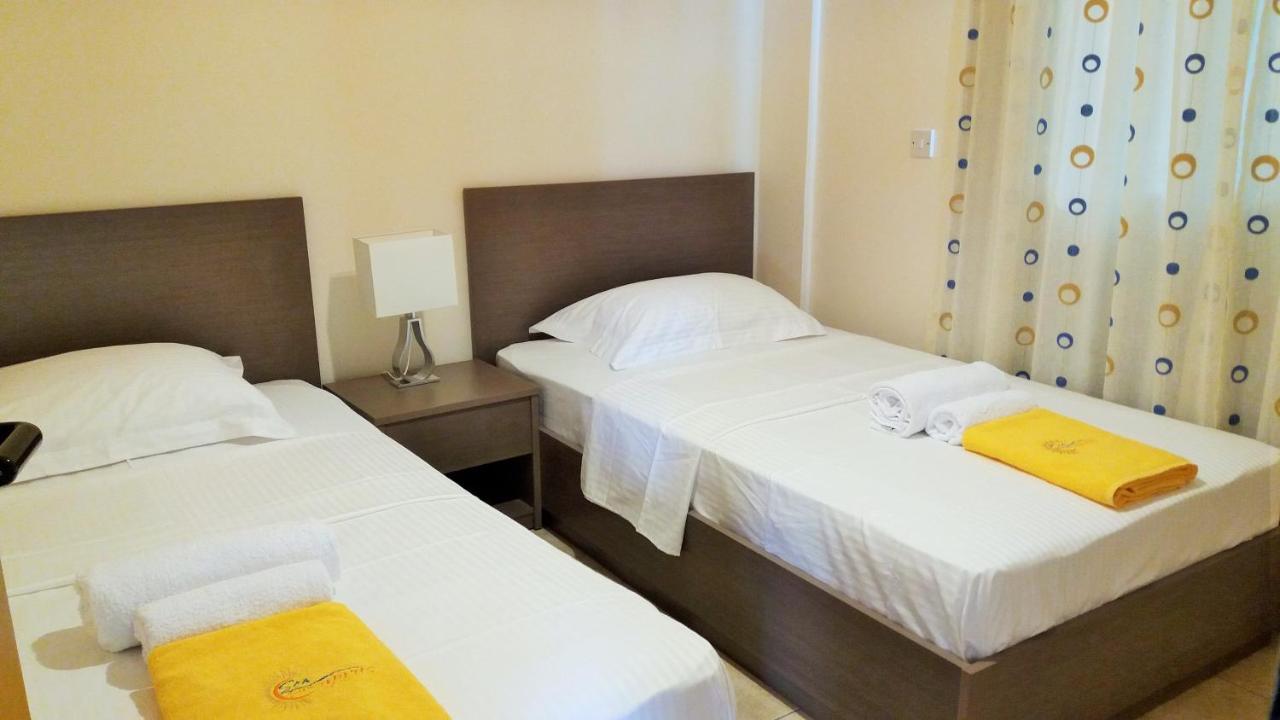 403 Apartment Carisa Artemis Court Larnaca Esterno foto