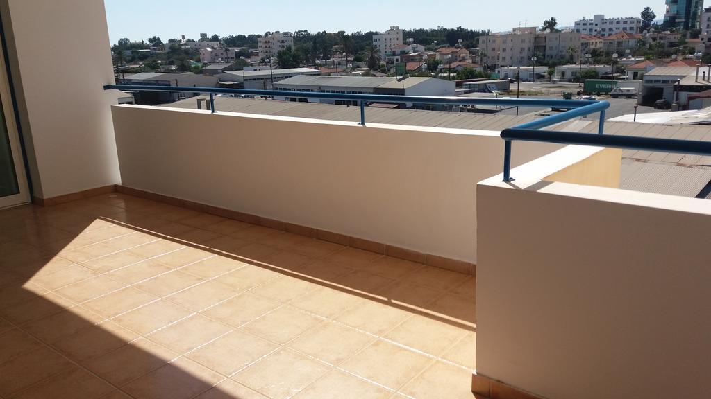 403 Apartment Carisa Artemis Court Larnaca Esterno foto